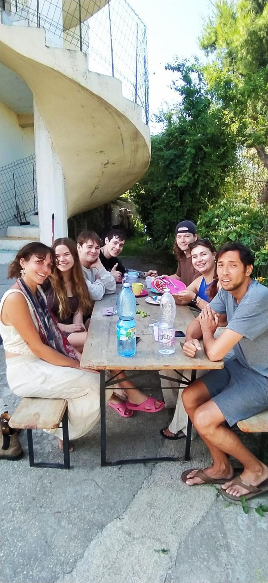 Pinegroove Hostel Vlora Eksteriør billede